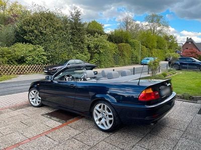 Gebraucht BMW 325 Cabriolet 192 PS (141 kW) 2004 Blau Cabrio