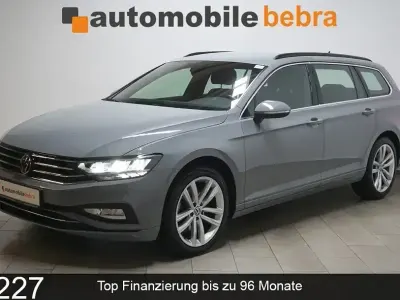 Gebraucht VW Passat Business 200 PS (147 kW) 2022 Mondsteingrau Kombi