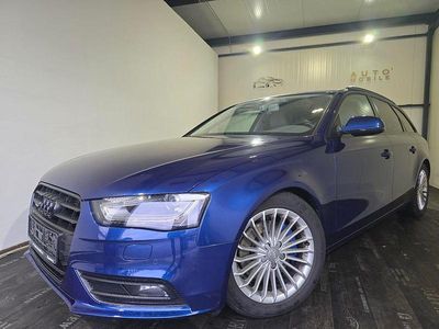 Gebraucht Audi A4 Attraction 224 PS (164 kW) 2014 Blau Limousine