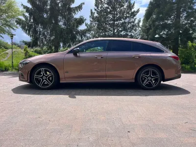 Gebraucht Mercedes CLA250 Shooting Brake AMG line 218 PS (160 kW) 2021 Gold Kombi