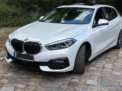 Gebraucht BMW 120 Sport Line 190 PS (139 kW) 2020 Weiß Limousine