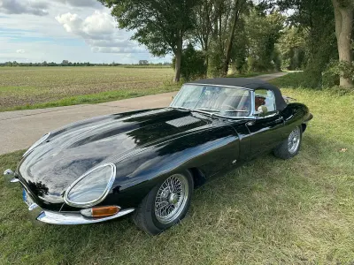 Gebraucht Jaguar E-Type 269 PS (197 kW) 1964 Schwarz Cabrio