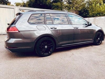 Usata VW Golf VII GTD 184 CV (135 kW) 2017 Grigio Station wagon