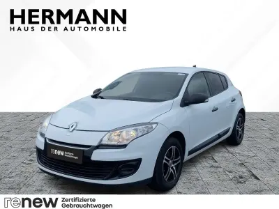 Usata Renault Mégane Authentique 101 CV (74 kW) 2013 Bianco Berlina