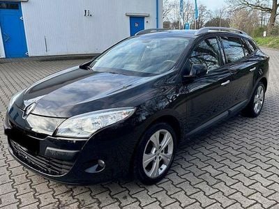 Gebraucht Renault Mégane GrandTour 106 PS (77 kW) 2011 Schwarz Kombi