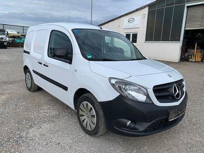 Mercedes Citan 109