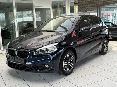 Gebraucht BMW 220 Active Tourer Advantage 192 PS (141 kW) 2016 Blau Van / Kleinbus