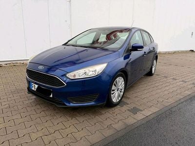 Gebraucht Ford Focus 120 PS (88 kW) 2015 Blau Limousine