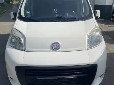 Używany Fiat Qubo Active 73 KM (53 kW) 2012 Biały Minivan