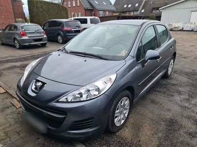 gebraucht Peugeot 207 Klima, 4Türer, Benziner, 74 tkm, Isofix, Schalter