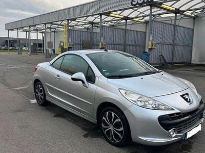 Gebraucht Peugeot 207 CC 120 PS (88 kW) 2008 Grau Cabrio