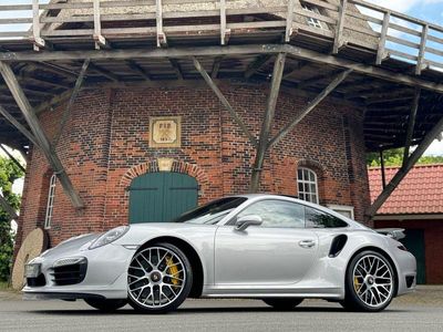 Porsche 911 Turbo S
