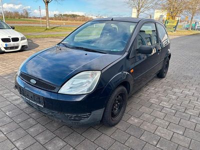 Gebraucht Ford Fiesta 60 PS (44 kW) 2004 Blau Kleinwagen
