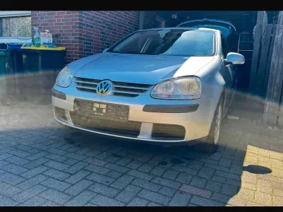Gebraucht VW Golf IV 75 PS (55 kW) 2005 Silber Limousine