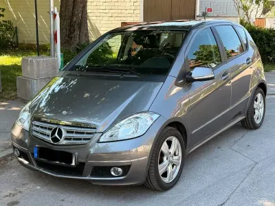 Używany Mercedes A180 Avantgarde 116 KM (85 kW) 2010 Szary Minivan