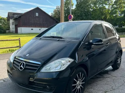 Gebraucht Mercedes A160 95 PS (69 kW) 2010 Schwarz Kleinwagen