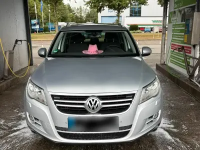 Gebraucht VW Tiguan 115 PS (84 kW) 2011 Silber SUV