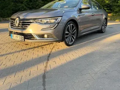 Gebraucht Renault Talisman Intens 200 PS (147 kW) 2015 Grau Limousine
