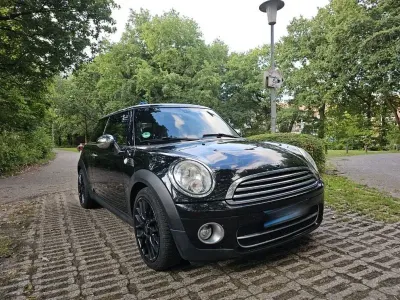 Używany Mini Cooper 109 KM (80 kW) 2009 Czarny Hatchback