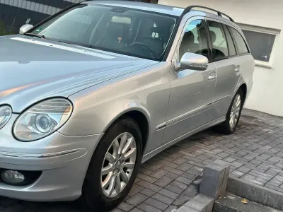 Gebraucht Mercedes E220 170 PS (125 kW) 2006 Silber Kombi