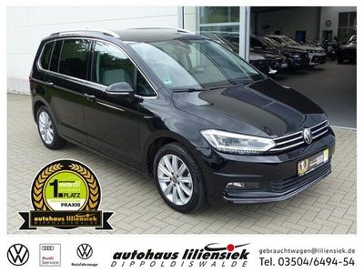 Schwarz Gebraucht 2024 VW Touran Highline Van / Kleinbus | 33.960 € (Fairer Preis)