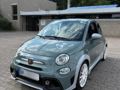 Gebraucht Abarth 695 180 PS (132 kW) 2020 Grün Kleinwagen