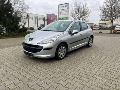 Gebraucht Peugeot 207 Tendance 73 PS (53 kW) 2008 lackierung mit schutzlack Kleinwagen