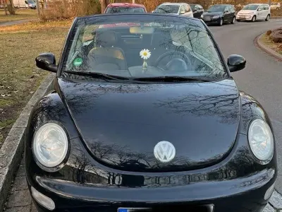 Gebraucht VW New Beetle 75 PS (55 kW) 2003 Schwarz Kleinwagen