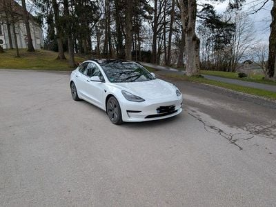 Gebraucht Tesla Model 3 Standard Range Plus 239 kW (325 PS) 2021 Weiß Limousine