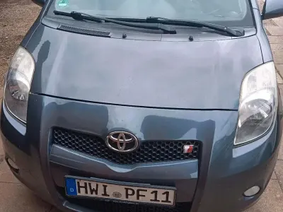 Brugt Toyota Yaris Sport 133 HK (97 kW) 2007 Grå Hatchback