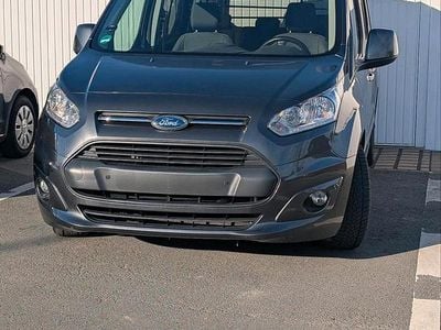 Gebraucht Ford Grand Tourneo Connect Titanium 120 PS (88 kW) 2018 Grau Van / Kleinbus