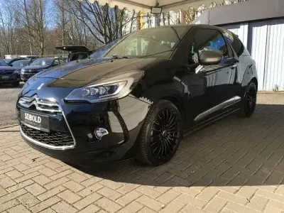 Gebraucht Citroën DS3 Sport Chic 165 PS (121 kW) 2015 Schwarz Kleinwagen
