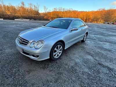Grau Gebraucht 2008 Mercedes CLK200 Coupé | 10.500 € (Teuer)