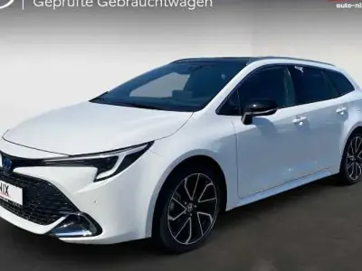 Neu Toyota Corolla Lounge 180 PS (132 kW) 2026 Weiß Kombi