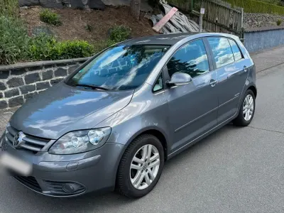 Gebraucht VW Golf V 122 PS (89 kW) 2008 Grau Kleinwagen