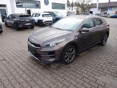 Usata Kia XCeed Vision 160 CV (117 kW) 2021 Oro SUV