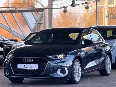 Używany Audi A3 Advanced 206 KM (151 kW) 2022 Szary Sedan/Limuzyna