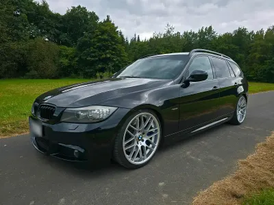 Gebraucht BMW 330 Competition Edition 245 PS (180 kW) 2009 Schwarz Kombi