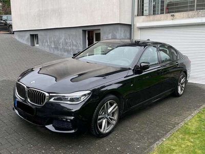 gebraucht BMW 730 730 d xDrive M-Paket + FAST VOLLAUSSTATTUNG