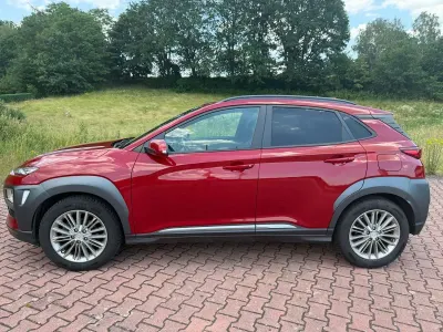 Gebraucht Hyundai Kona Select 116 PS (85 kW) 2019 Rot SUV