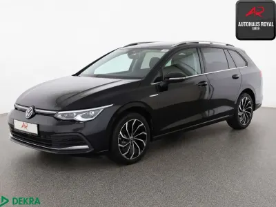 Gebraucht VW Golf VIII Sport 150 PS (110 kW) 2023 Deep black perleffekt Kombi