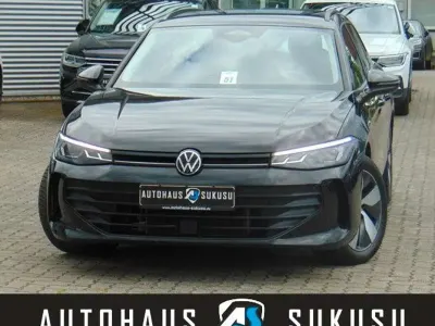 Gebraucht VW Passat 150 PS (110 kW) 2025 Schwarz Kombi