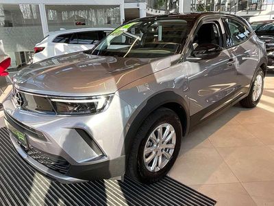Gebraucht Opel Mokka-e Edition 100 kW (136 PS) 2022 Kontrast grau/quarz silber SUV