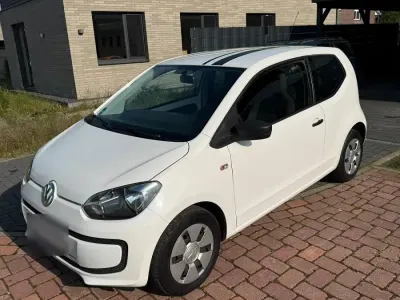 Gebraucht VW up! 75 PS (55 kW) 2012 Weiß Kleinwagen