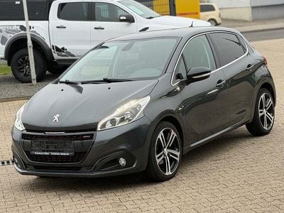 Grau Gebraucht 2017 Peugeot 208 GT-line Kleinwagen | 5.999 € (Guter Preis)