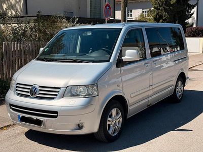 Second-hand VW T5 Highline 174 CP (127 kW) 2009 Argintiu Van