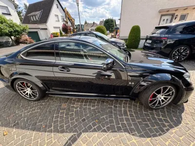 Gebraucht Mercedes C63 AMG AMG 517 PS (380 kW) 2012 Schwarz Coupé