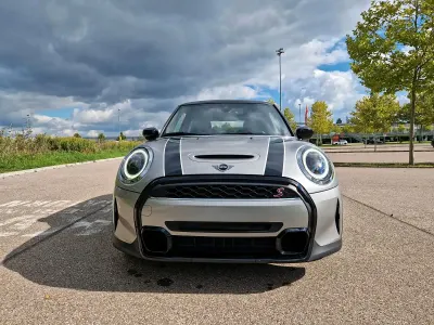 Gebraucht Mini Cooper S 178 PS (130 kW) 2023 Grau Kleinwagen