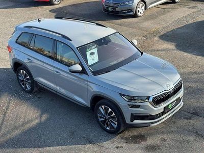 Stahlgrau Gebraucht 2023 Skoda Kodiaq Tour SUV | 27.950 € (Guter Preis)