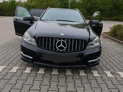 Usata Mercedes C220 Sport 170 CV (125 kW) 2011 Nero Station wagon